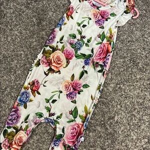 2T stone and tose wild rose flutter sleeve bamboo romper